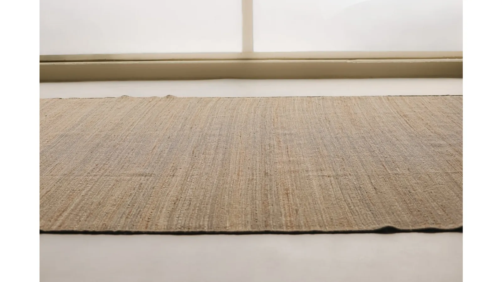Tappeto Jute Nakoma di Kuatro