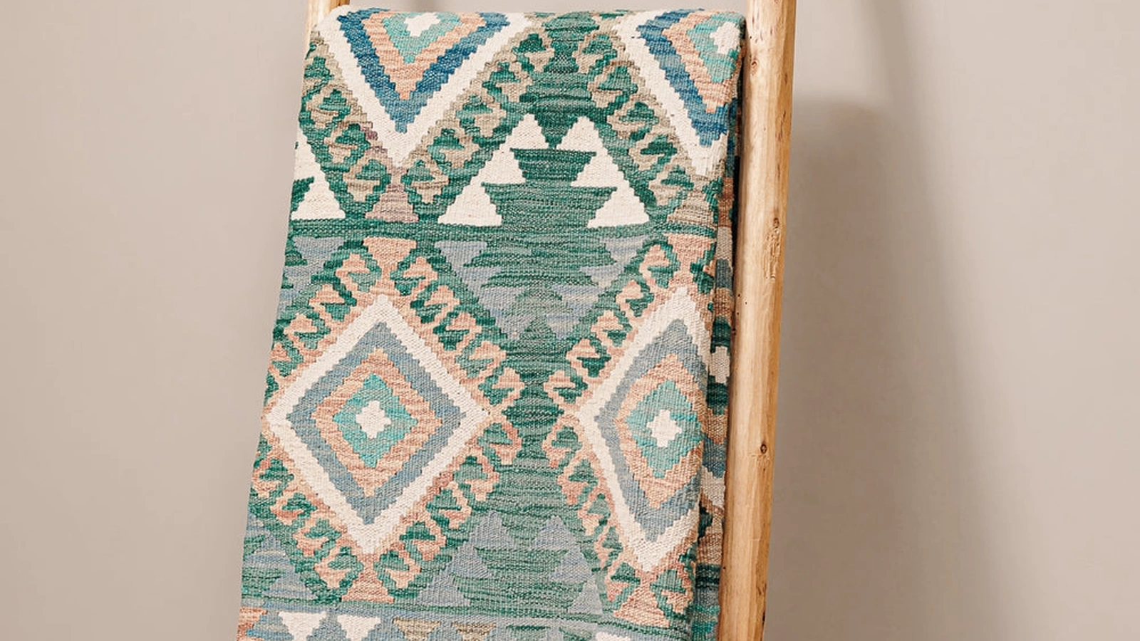 Tappeto Kilim Mai Mai new di Kuatro
