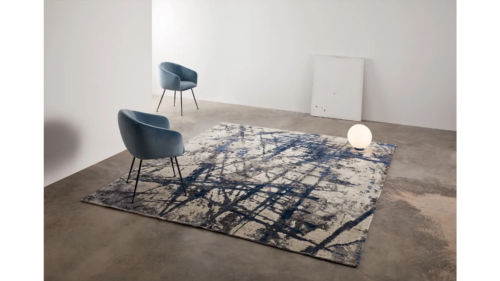 Tappeto Privilege Grey Indigo di Kuatro