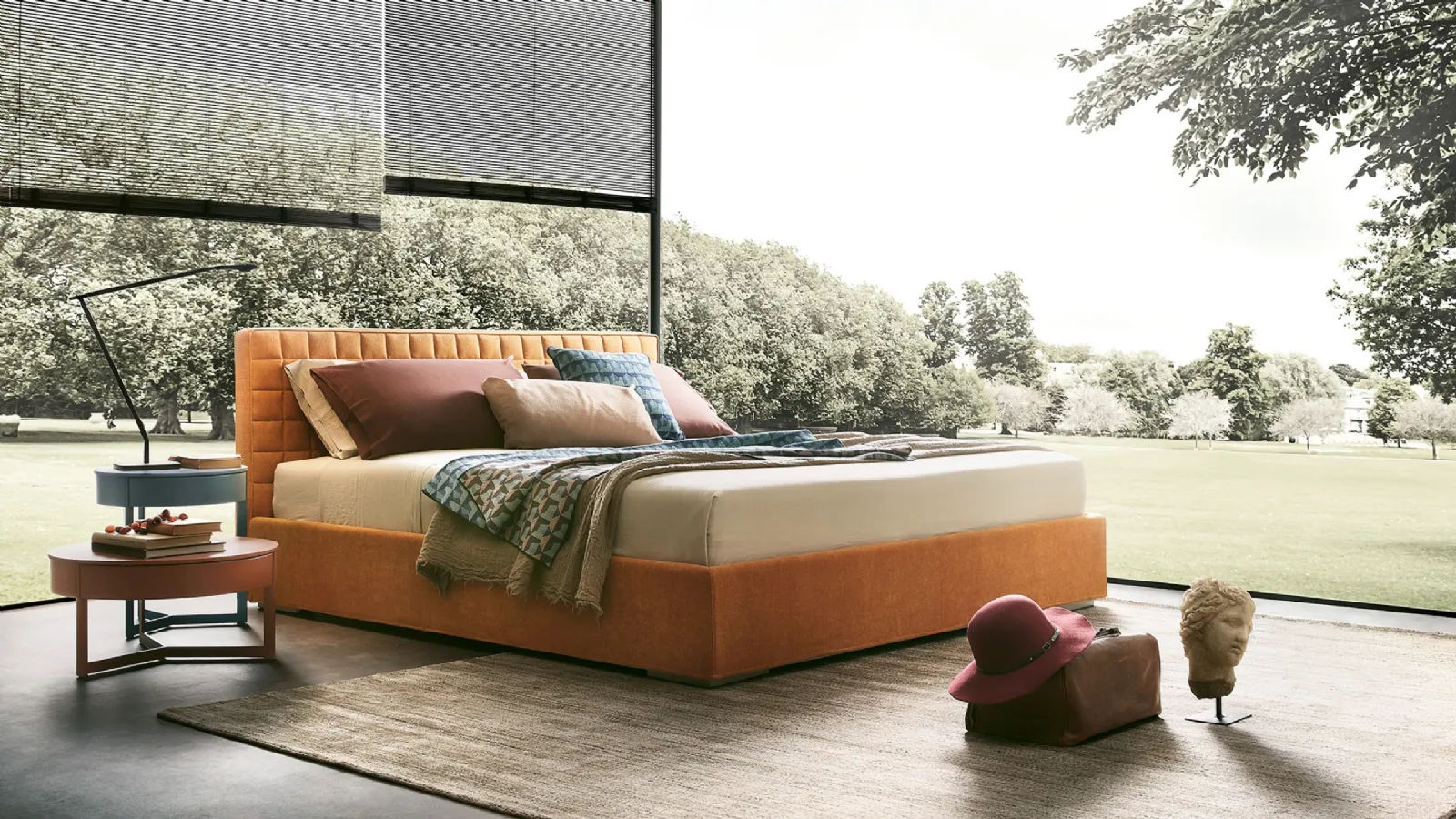 Letto matrimoniale con box contenitore Picolit di Lema