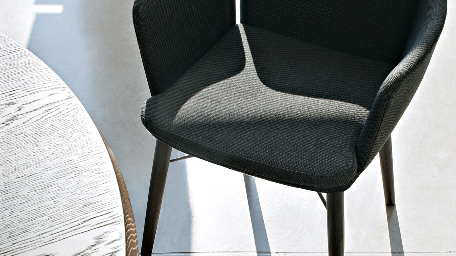 Sedia in tessuto Tabby di Lema