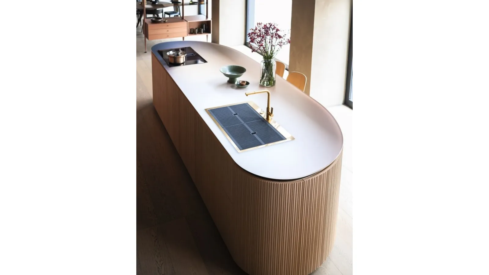 Cucina Design a isola Tangram Bending Brightness di Cesar