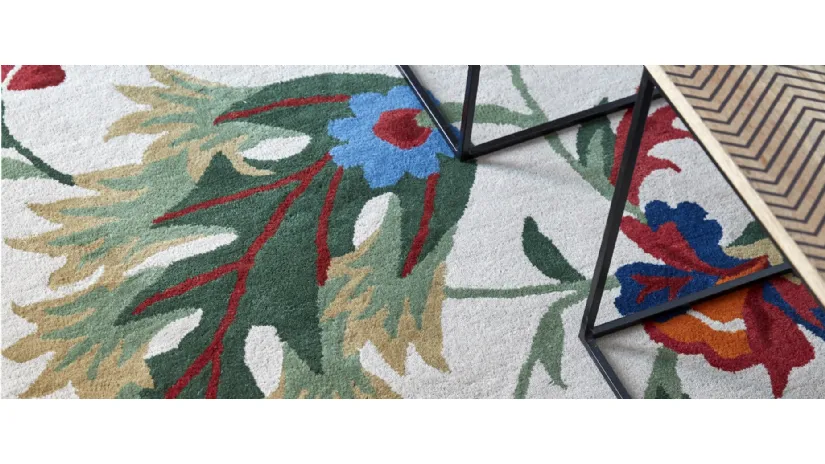 Tappeto con soggetto floreale in lana Lima di Kuatro