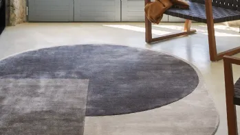 Oval