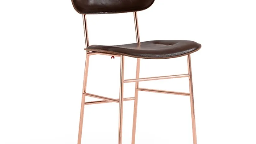 Sedia in cuoio con inserti metallici e struttura in metallo Piuma S M CU di Midj