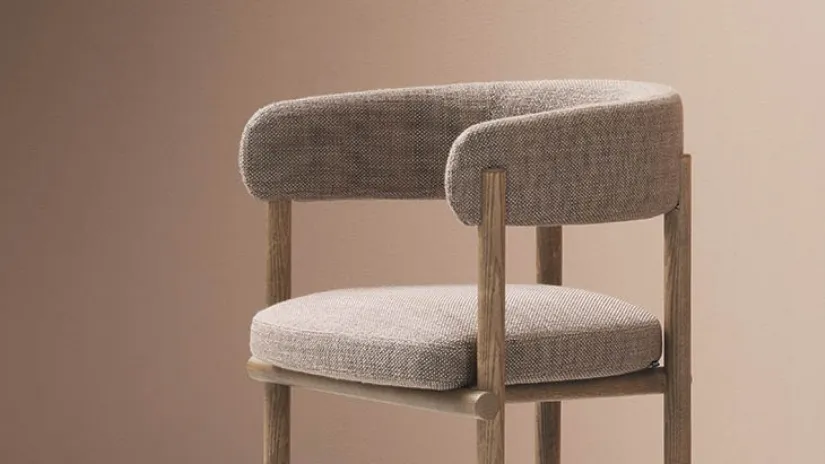 Sedia Stiks in tessuto e legno di Alf Da Frè