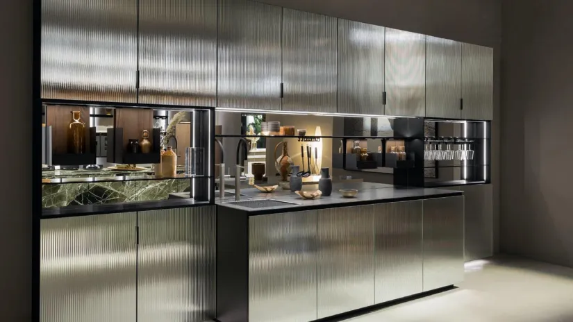 Cucina Design lineare Maxima 2-2 Mirror in vetro specchio cannettato e top in acciaio di Cesar
